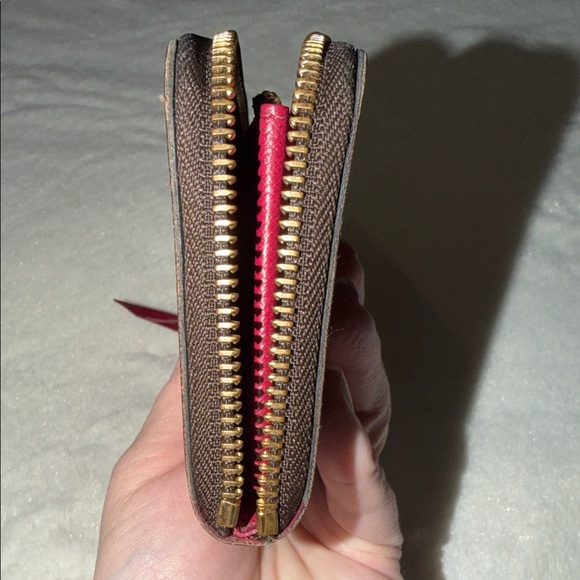 Louis Vuitton Monogram Clemence Zip Wallet • Excellent • Dust Bag - Picture 5 of 8